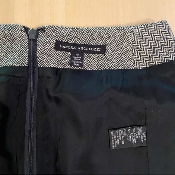 SANDRA ANGELOZZI Size 30 / size 6 Wool blend herringbone fitted flare skirt - Picture 8 of 8